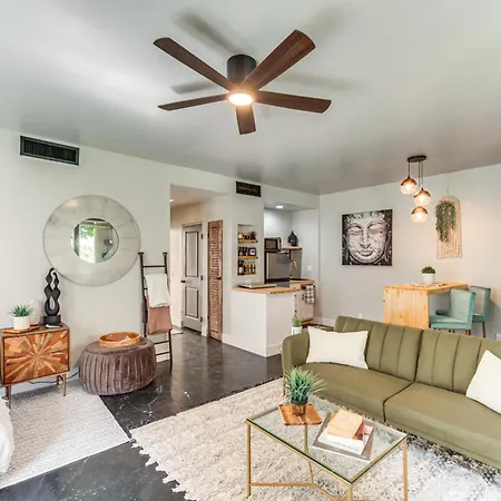 Indian Wells Studio With Pool Access, Near Golf